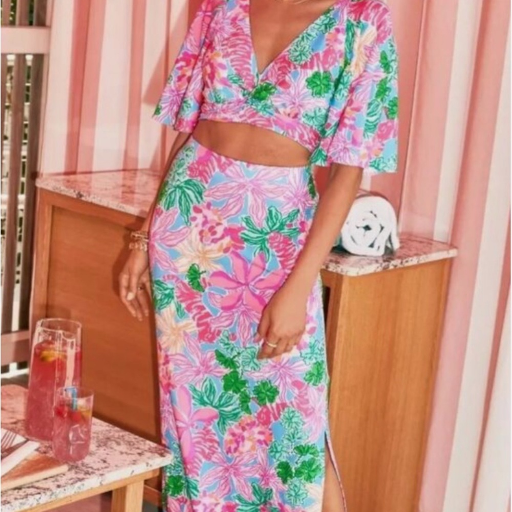 NWOT Lilly Pulitzer Minka Maxi skirt set. In Tiger’s lair print size SMALL